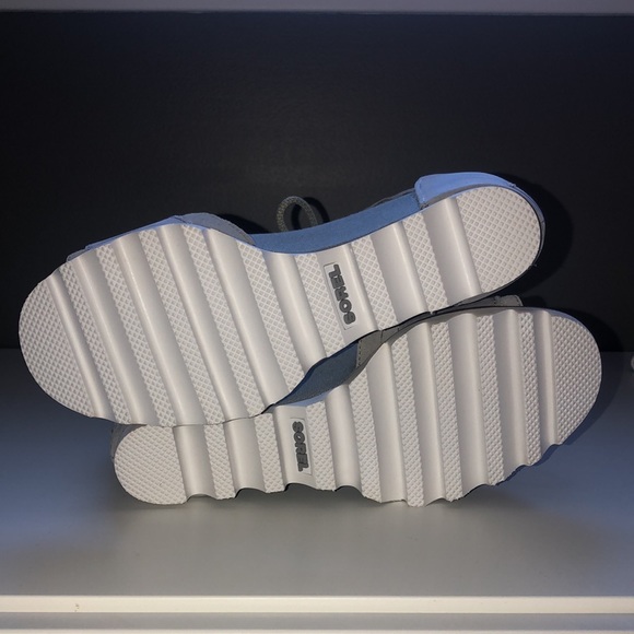 Sorel - Joanie Wedge Sandal Ankle Lace with Velcro strap- 8 NWT gray - Picture 5 of 7